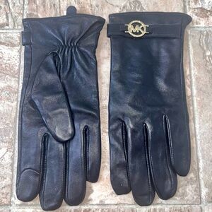 Michael Kors Elegant Black Gloves